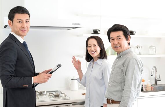 関東を始めとする東京近県にて床の補修を承っている人気の業者です