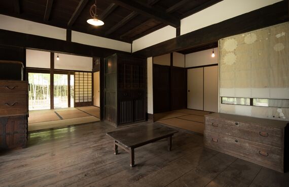 関東近県や東京都内にて床のリペアを承っている人気の専門業者です